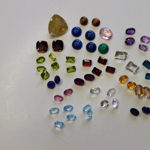 88 Cts of Loose Gemstones. - Picture 2 of 12